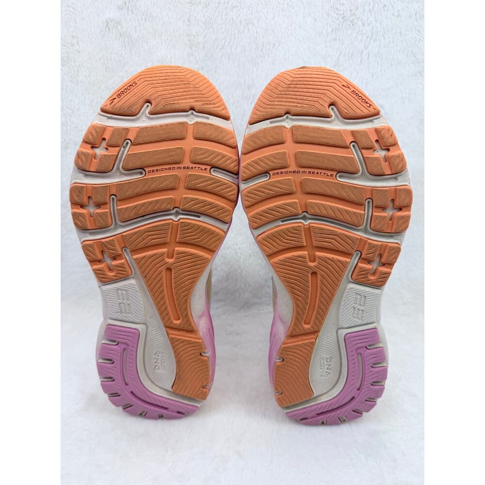 Brooks Adrenaline GTS 23 Womens Running Shoes White Sand Sunset Fuchsia 9 - Picture 7 of 10